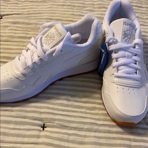 White Reebok Tennies
